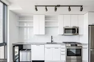 70 N Street SE, Washington, DC 20003 - Photo 4