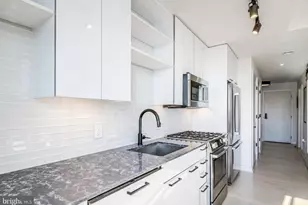 70 N Street SE, Washington, DC 20003 - Photo 8