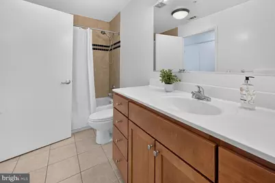 400 Massachusetts Avenue NW #711, Washington, DC 20001 - Photo 16