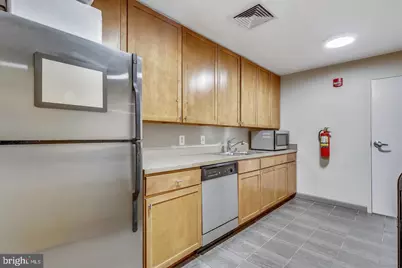 400 Massachusetts Avenue NW #711, Washington, DC 20001 - Photo 30