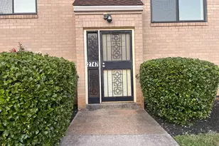 2747 31st Pl NE, Washington, DC 20018 - Photo 1