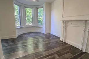 830 7th St NE, Washington, DC 20002 - Photo 8