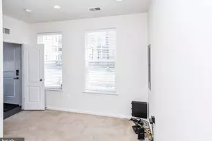 608 1/2 Parkside Pl NE, Washington, DC 20019 - Photo 4