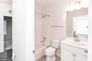 608 1/2 Parkside Pl NE, Washington, DC 20019 - Photo 14