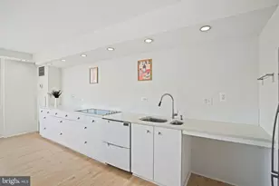 1718 P St NW, Washington, DC 20036 - Photo 8
