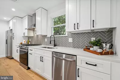 4509 Clark Place NW, Washington, DC 20007 - Photo 10
