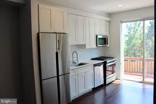 5105 E SE, Washington, DC 20019 - Photo 8