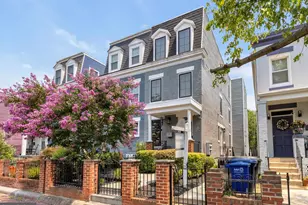 330 16th St SE, Washington, DC 20003 - Photo 2