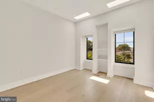 330 16th St SE, Washington, DC 20003 - Photo 26