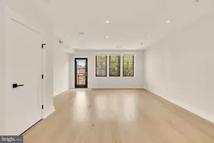 330 16th St SE, Washington, DC 20003 - Photo 14
