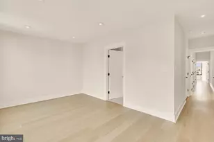 330 16th St SE, Washington, DC 20003 - Photo 20