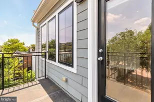 330 16th St SE, Washington, DC 20003 - Photo 24