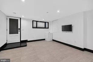 1513 Vermont Ave NW, Washington, DC 20005 - Photo 4