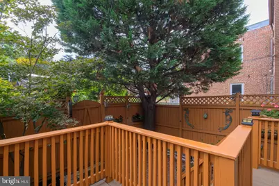 208 12th Street SE, Washington, DC 20003 - Photo 46