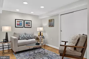 208 12th St SE, Washington, DC 20003 - Photo 38