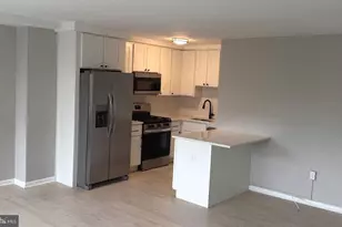 922 24th Street NW, Washington, DC 20037 - Photo 4