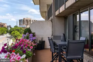 2510 Virginia Ave NW, Washington, DC 20037 - Photo 2