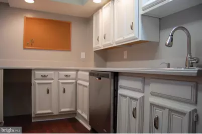 2405 I Street NW #2C, Washington, DC 20037 - Photo 12
