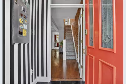 1233 E St SE, Washington, DC 20003 - Photo 2