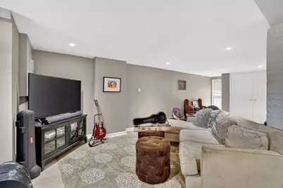 1233 E St SE, Washington, DC 20003 - Photo 12