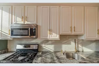 1629 L Street NE #305, Washington, DC 20002 - Photo 2