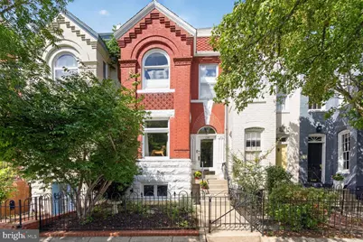 138 D Street SE, Washington, DC 20003 - Photo 1