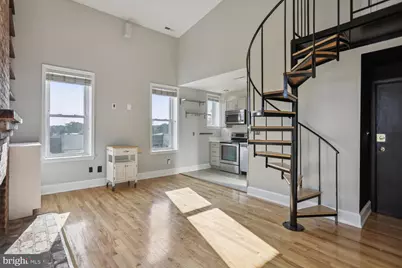676 4th Street NE #402, Washington, DC 20002 - Photo 2
