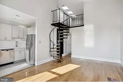 676 4th Street NE #402, Washington, DC 20002 - Photo 6