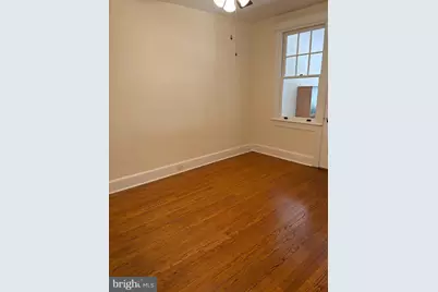 2218 NW Tunlaw Road NW, Washington, DC 20007 - Photo 12