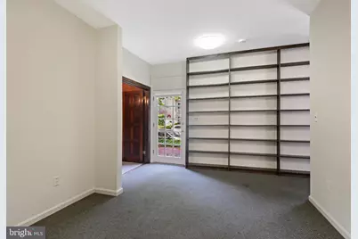 601 E Street SE, Washington, DC 20003 - Photo 6