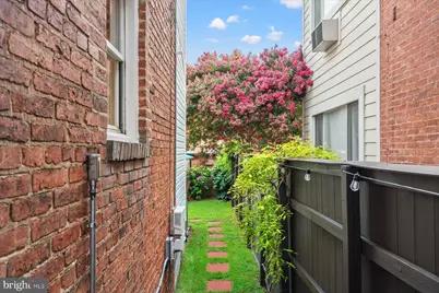 1202 Irving Street NW, Washington, DC 20010 - Photo 52