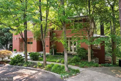 2807 Chesterfield Place NW, Washington, DC 20008 - Photo 2