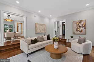 5430 Chevy Chase Pkwy NW, Washington, DC 20015 - Photo 10
