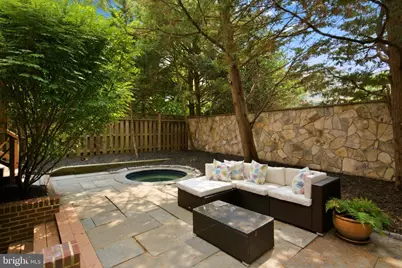 5430 Chevy Chase Parkway NW, Washington, DC 20015 - Photo 4