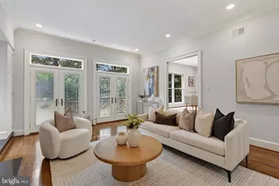 5430 Chevy Chase Parkway NW, Washington, DC 20015 - Photo 8