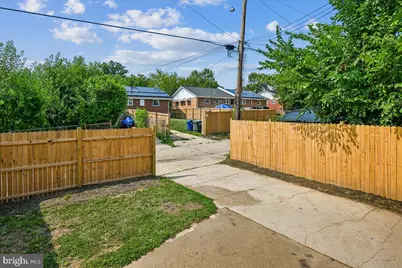1525 Fort Davis Street SE, Washington, DC 20020 - Photo 30