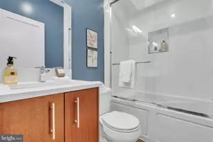 225 R St NW, Washington, DC 20001 - Photo 26
