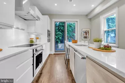 225 R Street NW, Washington, DC 20001 - Photo 12