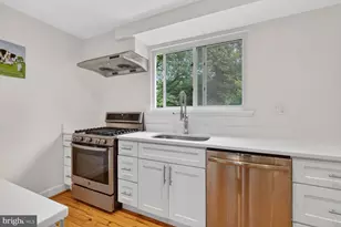 4325 47th St NW, Washington, DC 20016 - Photo 6