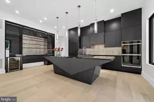 4509 Foxhall Cres NW, Washington, DC 20007 - Photo 14