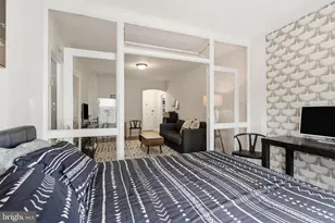 1 Scott Cir NW, Washington, DC 20036 - Photo 10