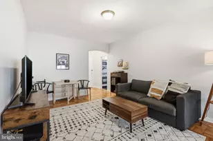1 Scott Cir NW, Washington, DC 20036 - Photo 2