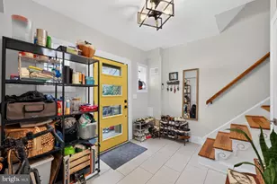 715 A St NE, Washington, DC 20002 - Photo 2