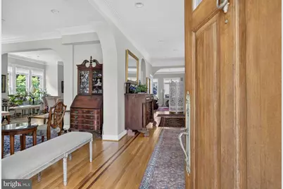 5316 42nd Street NW, Washington, DC 20015 - Photo 6
