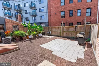 815 L Street SE #1, Washington, DC 20003 - Photo 16