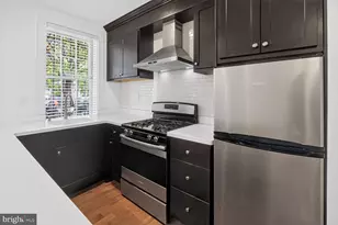 815 L St SE, Washington, DC 20003 - Photo 10