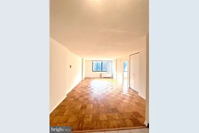 2201 L Street NW #205, Washington, DC 20037 - Photo 2