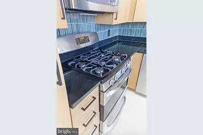 811 4th Street NW #414, Washington, DC 20001 - Photo 22