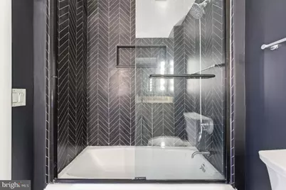 811 4th Street NW #414, Washington, DC 20001 - Photo 34