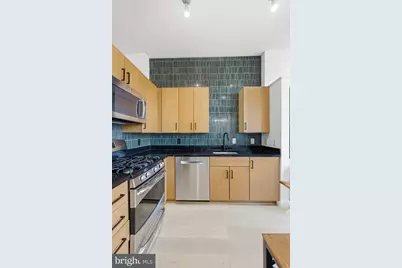 811 4th Street NW #414, Washington, DC 20001 - Photo 18